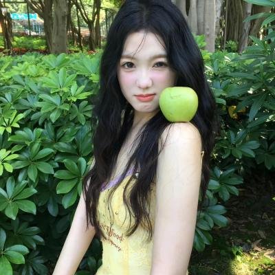 她是我爸爸封面